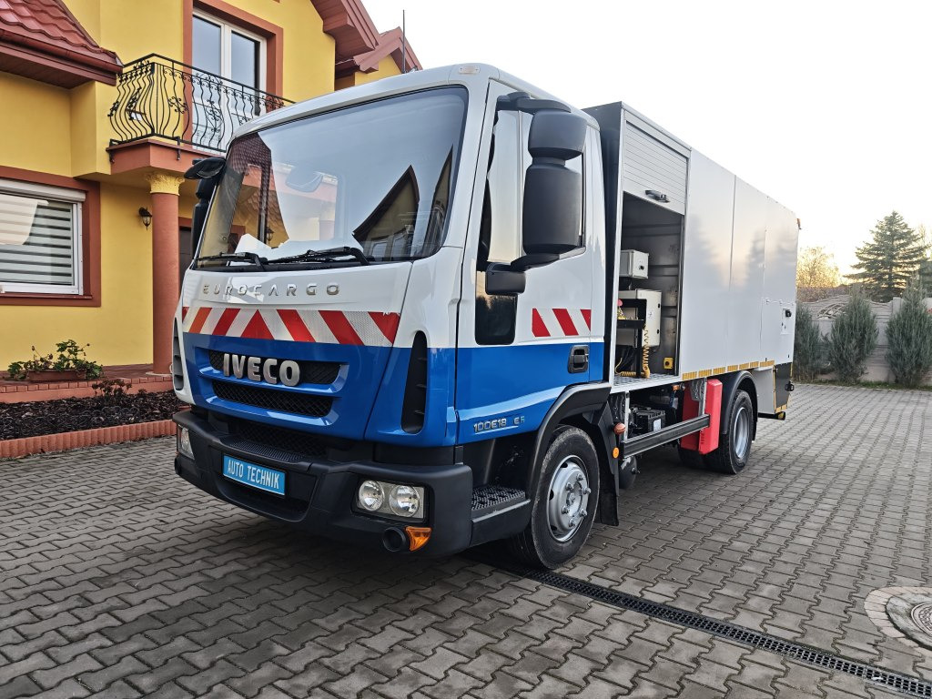 IVECO Eurocargo + IRIDE BIN WASHER CLEANER RHodέla Containerreiniger - Auto na odvoz odpadu: obrázok 1 IVECO Eurocargo + IRIDE BIN WASHER CLEANER RHodέla Containerreiniger - Auto na odvoz odpadu: obrázok 1