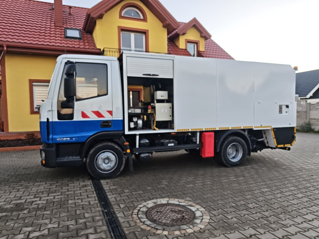 IVECO Eurocargo + IRIDE BIN WASHER CLEANER RHodέla Containerreiniger - Auto na odvoz odpadu: obrázok 4 IVECO Eurocargo + IRIDE BIN WASHER CLEANER RHodέla Containerreiniger - Auto na odvoz odpadu: obrázok 4