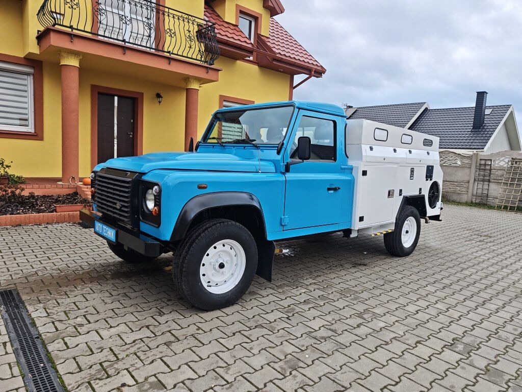 Land Rover Defender 130 RIVARD Premium - Fekálne vozidlo: obrázok 2 Land Rover Defender 130 RIVARD Premium - Fekálne vozidlo: obrázok 2