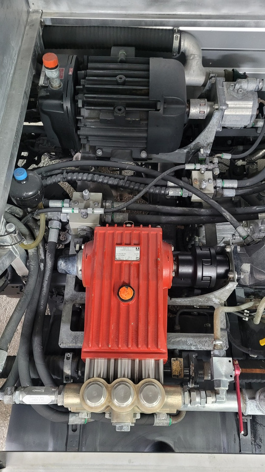 Fekálne vozidlo Nissan Cabstar 35.13 Defco Combi 3.5t Dietmar Kaiser: obrázok 28