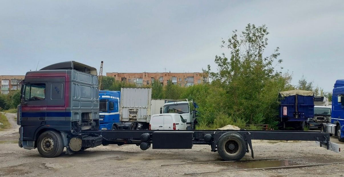 DAF 95XF380 - Podvozek s kabinou: obrázok 3 DAF 95XF380 - Podvozek s kabinou: obrázok 3