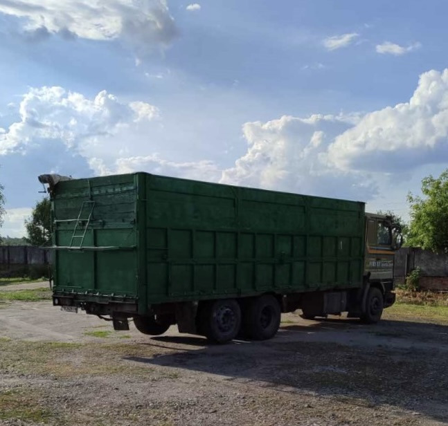 SCANIA 113.360 - Valníkový/ Plošinový nákladný automobil: obrázok 3 SCANIA 113.360 - Valníkový/ Plošinový nákladný automobil: obrázok 3