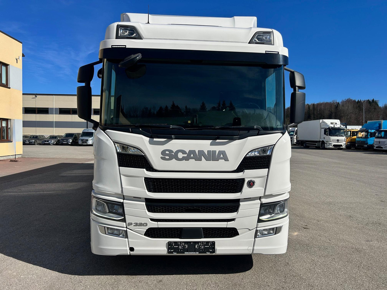 SCANIA P320 - Skříňový nákladní auto: obrázok 3 SCANIA P320 - Skříňový nákladní auto: obrázok 3