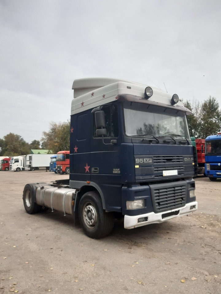 DAF 95XF380 - Ťahač: obrázok 1 DAF 95XF380 - Ťahač: obrázok 1