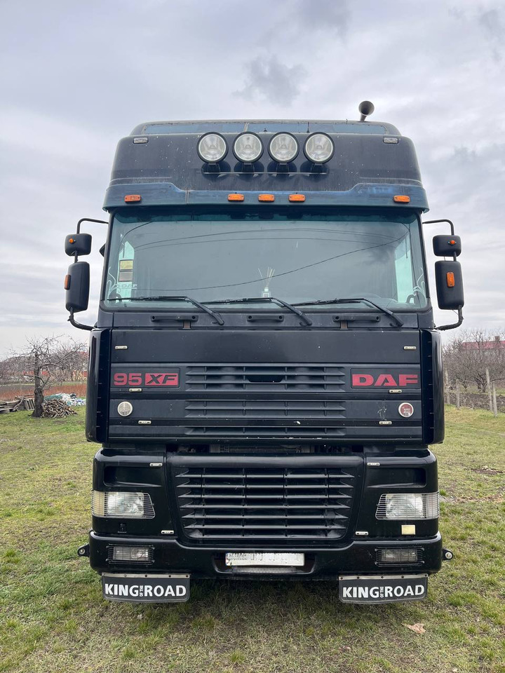 DAF 95XF480 - Ťahač: obrázok 2 DAF 95XF480 - Ťahač: obrázok 2
