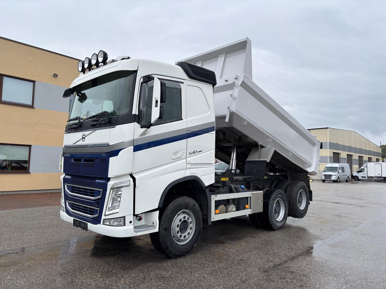 VOLVO FH540 - Sklápač: obrázok 3 VOLVO FH540 - Sklápač: obrázok 3