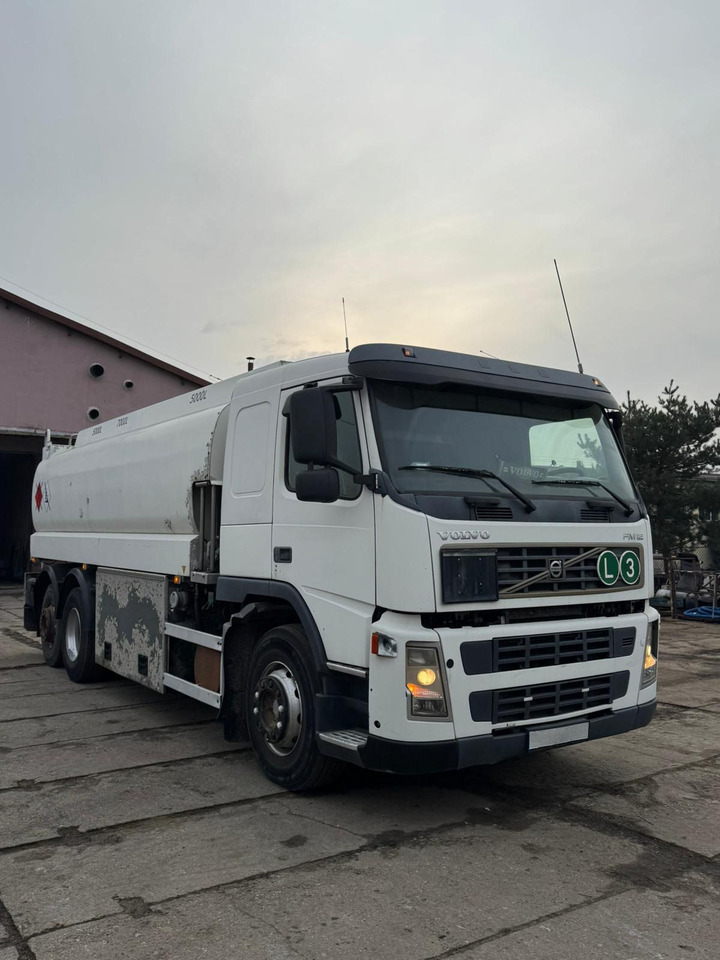 VOLVO FM12.380 - Cisternové vozidlo: obrázok 5 VOLVO FM12.380 - Cisternové vozidlo: obrázok 5