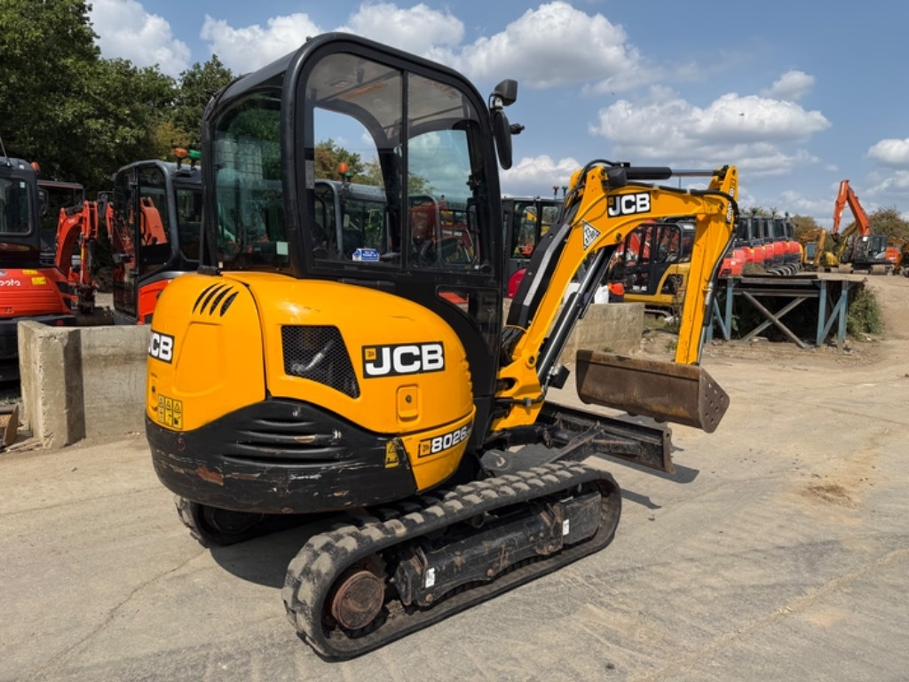 JCB 8026 CTS - Mini rýpadlo: obrázok 3 JCB 8026 CTS - Mini rýpadlo: obrázok 3