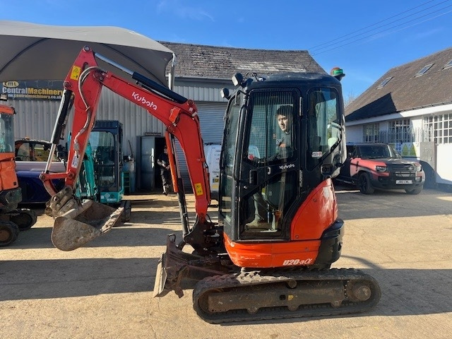 Kubota U 20-3  - Mini rýpadlo: obrázok 5 Kubota U 20-3  - Mini rýpadlo: obrázok 5