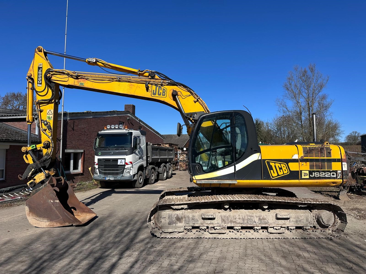 JCB JS 220 LC ISUZU Turbo 175 Hp Rototilt Klima - Pásové rýpadlo: obrázok 2 JCB JS 220 LC ISUZU Turbo 175 Hp Rototilt Klima - Pásové rýpadlo: obrázok 2