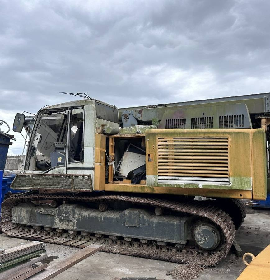 Liebherr LRB 155 for parts breaking dismantling - Baranidlo: obrázok 1 Liebherr LRB 155 for parts breaking dismantling - Baranidlo: obrázok 1