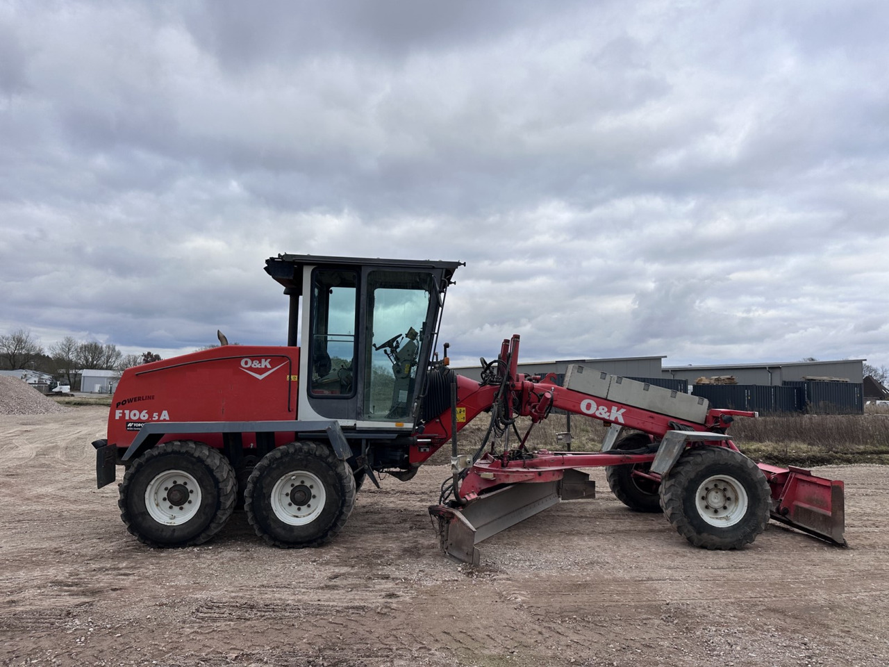 O&K F 106.5 - 6x6 Laser Topcon- Klima Cummins 6 Zyl. - Zrovnávač: obrázok 2 O&K F 106.5 - 6x6 Laser Topcon- Klima Cummins 6 Zyl. - Zrovnávač: obrázok 2