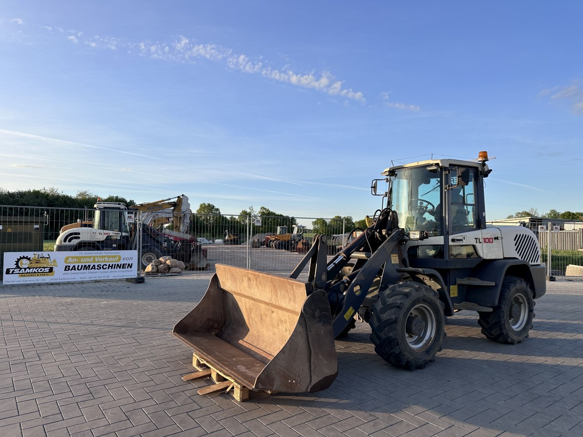 TEREX TL 100 - 30 Km/h Schaufel + Palettengabel Top ! - Kolesový nakladač: obrázok 3 TEREX TL 100 - 30 Km/h Schaufel + Palettengabel Top ! - Kolesový nakladač: obrázok 3