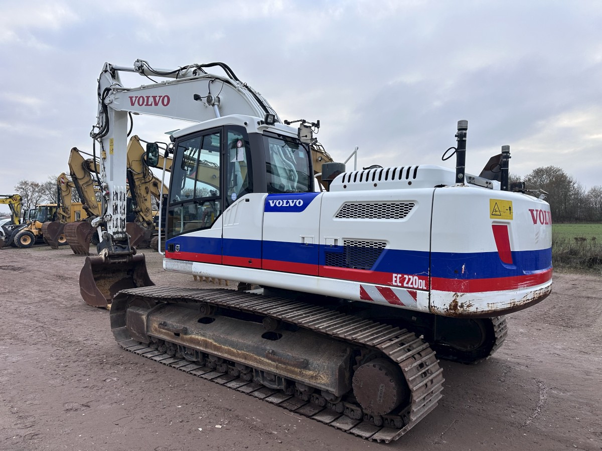 VOLVO EC 220 DL German machine! - Rýpadlo: obrázok 5 VOLVO EC 220 DL German machine! - Rýpadlo: obrázok 5