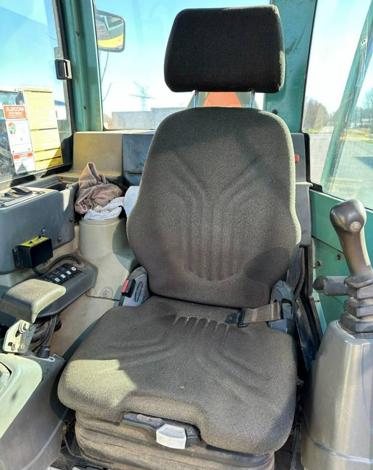 Mini rýpadlo Yanmar SV100-1A Klima German machine!: obrázok 8 Mini rýpadlo Yanmar SV100-1A Klima German machine!: obrázok 8