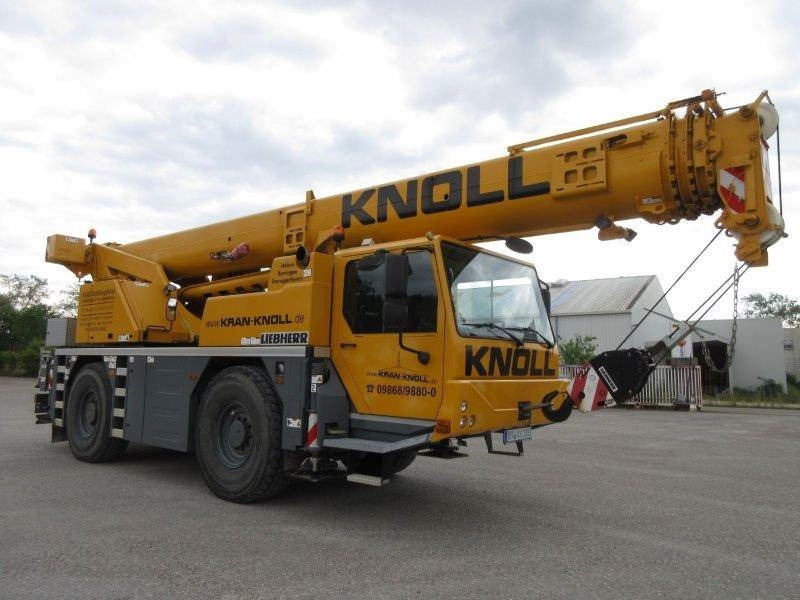 Liebherr LTM 1040-2.1 - Žeriav pre všetky terény: obrázok 4 Liebherr LTM 1040-2.1 - Žeriav pre všetky terény: obrázok 4