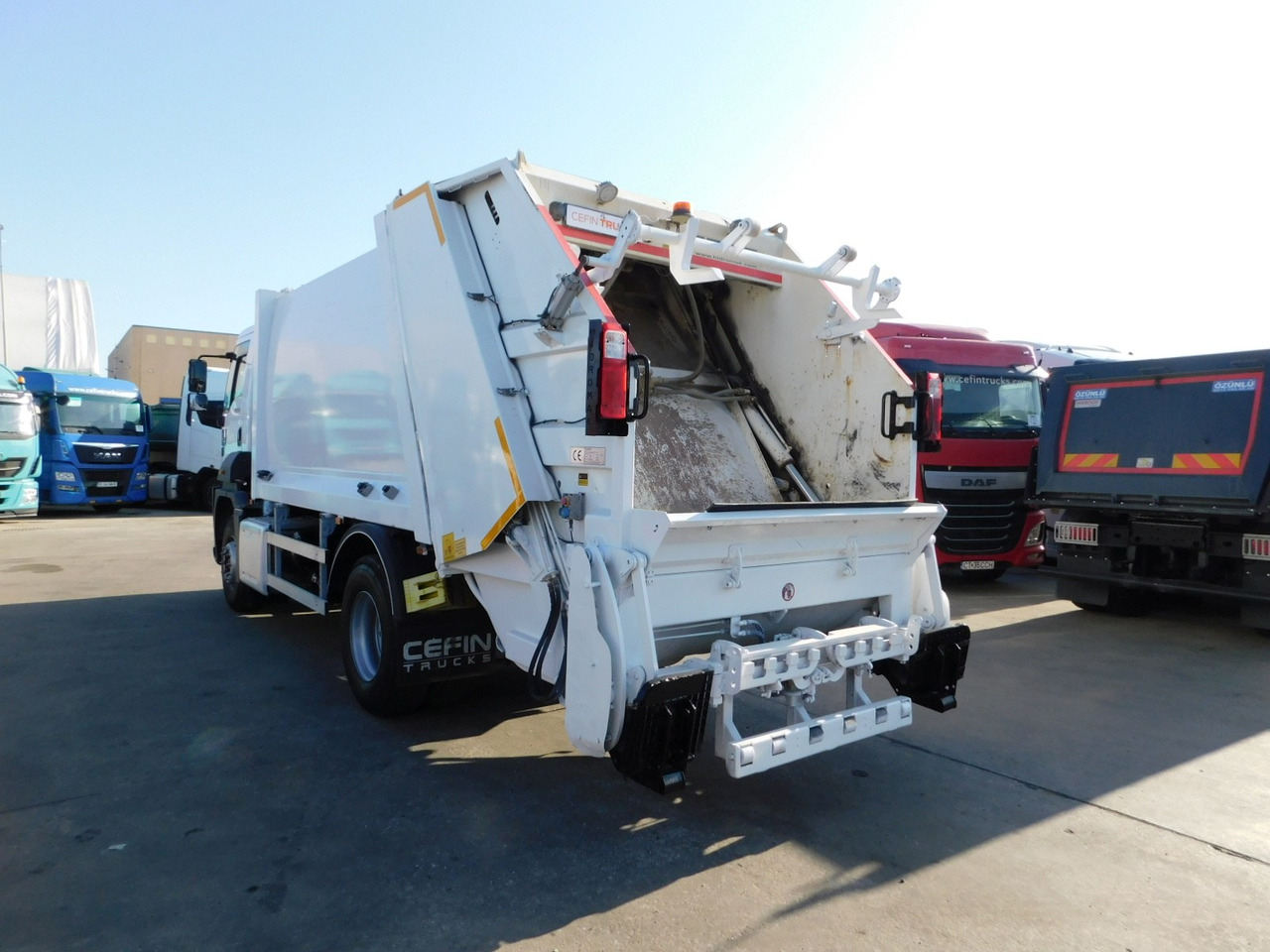 Ford 1833 4x2 dcab e6 9seso14409 - Iné stroje: obrázok 4 Ford 1833 4x2 dcab e6 9seso14409 - Iné stroje: obrázok 4