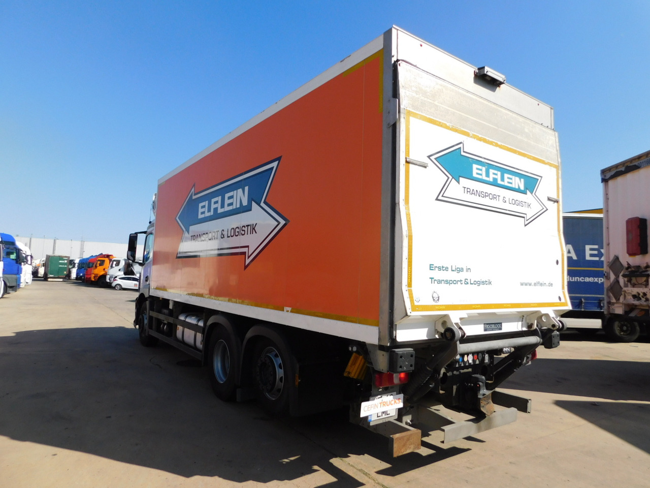 Mercedes Antos - Chladirenské nákladné vozidlo: obrázok 4 Mercedes Antos - Chladirenské nákladné vozidlo: obrázok 4