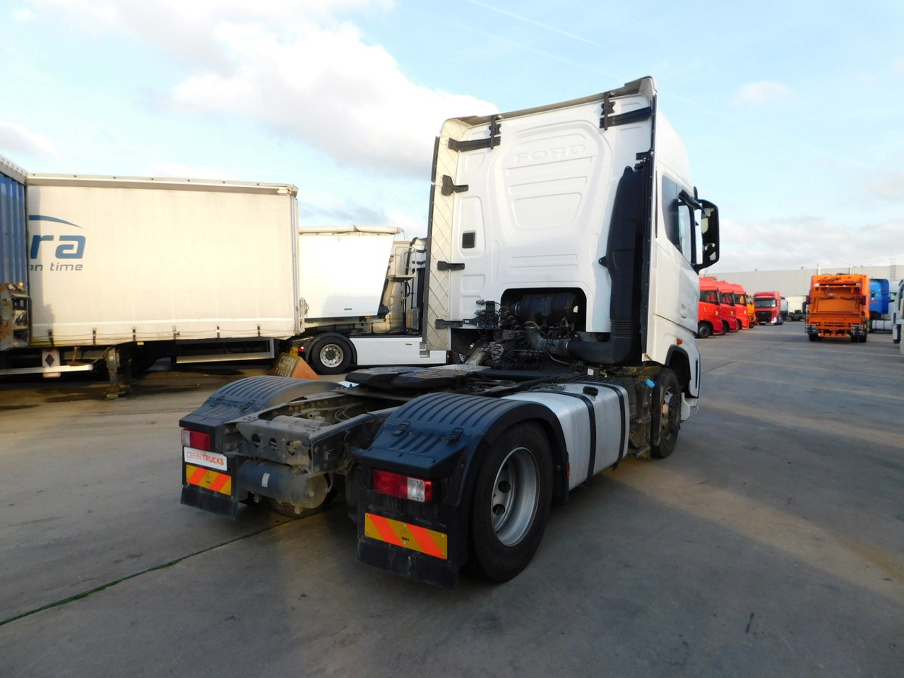 Ford F max 4x2 scab e6 12tx2620 - Ťahač: obrázok 3 Ford F max 4x2 scab e6 12tx2620 - Ťahač: obrázok 3