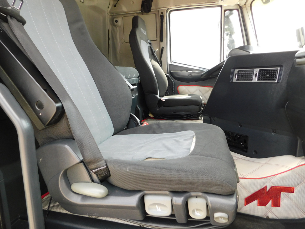 Iveco As440s50t - Ťahač: obrázok 5 Iveco As440s50t - Ťahač: obrázok 5