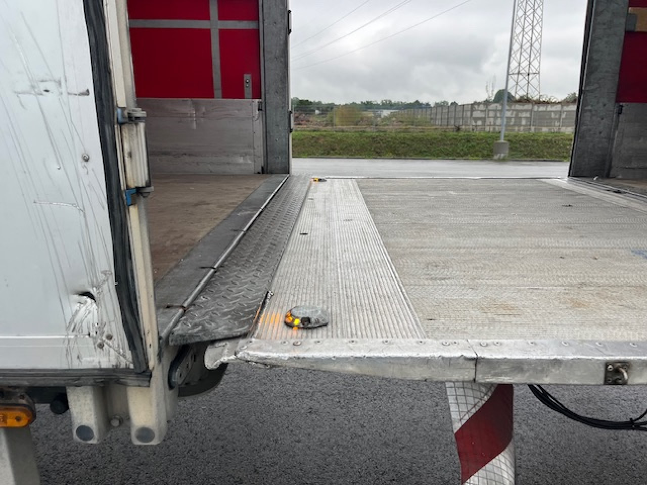 MAN TGM 18.320 4x2 BL Durchladbar - mit Tandemhänger - Plachtové nákladné vozidlo: obrázok 4 MAN TGM 18.320 4x2 BL Durchladbar - mit Tandemhänger - Plachtové nákladné vozidlo: obrázok 4