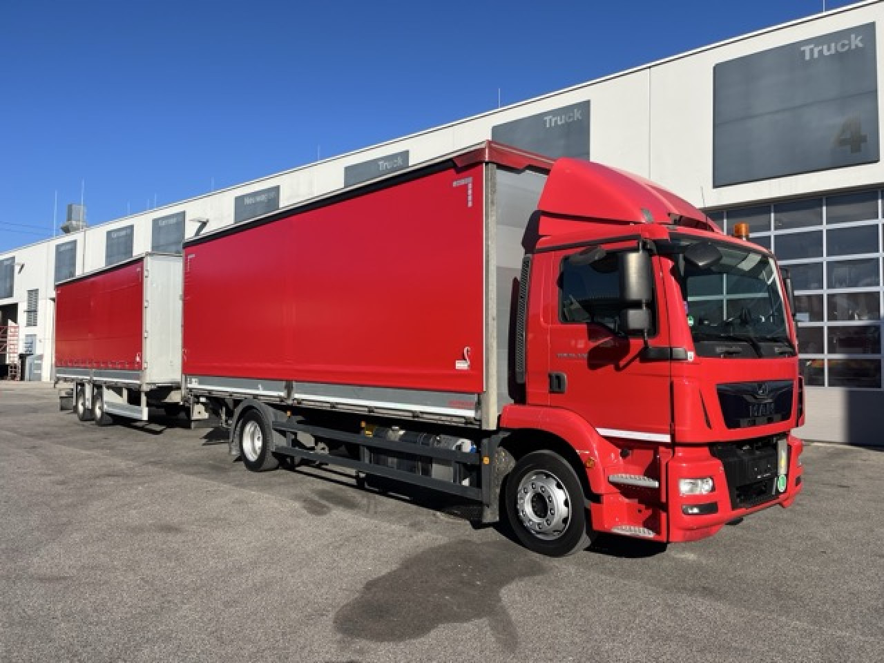 MAN TGM 18.320 4x2 BL Durchladbar - mit Tandemhänger - Plachtové nákladné vozidlo: obrázok 1 MAN TGM 18.320 4x2 BL Durchladbar - mit Tandemhänger - Plachtové nákladné vozidlo: obrázok 1