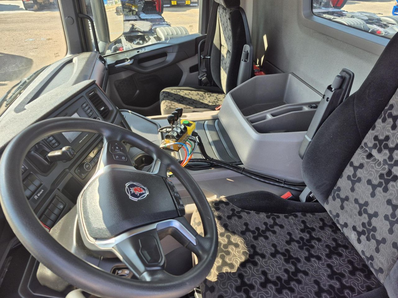 Scania P 340 - Ťahač: obrázok 5 Scania P 340 - Ťahač: obrázok 5