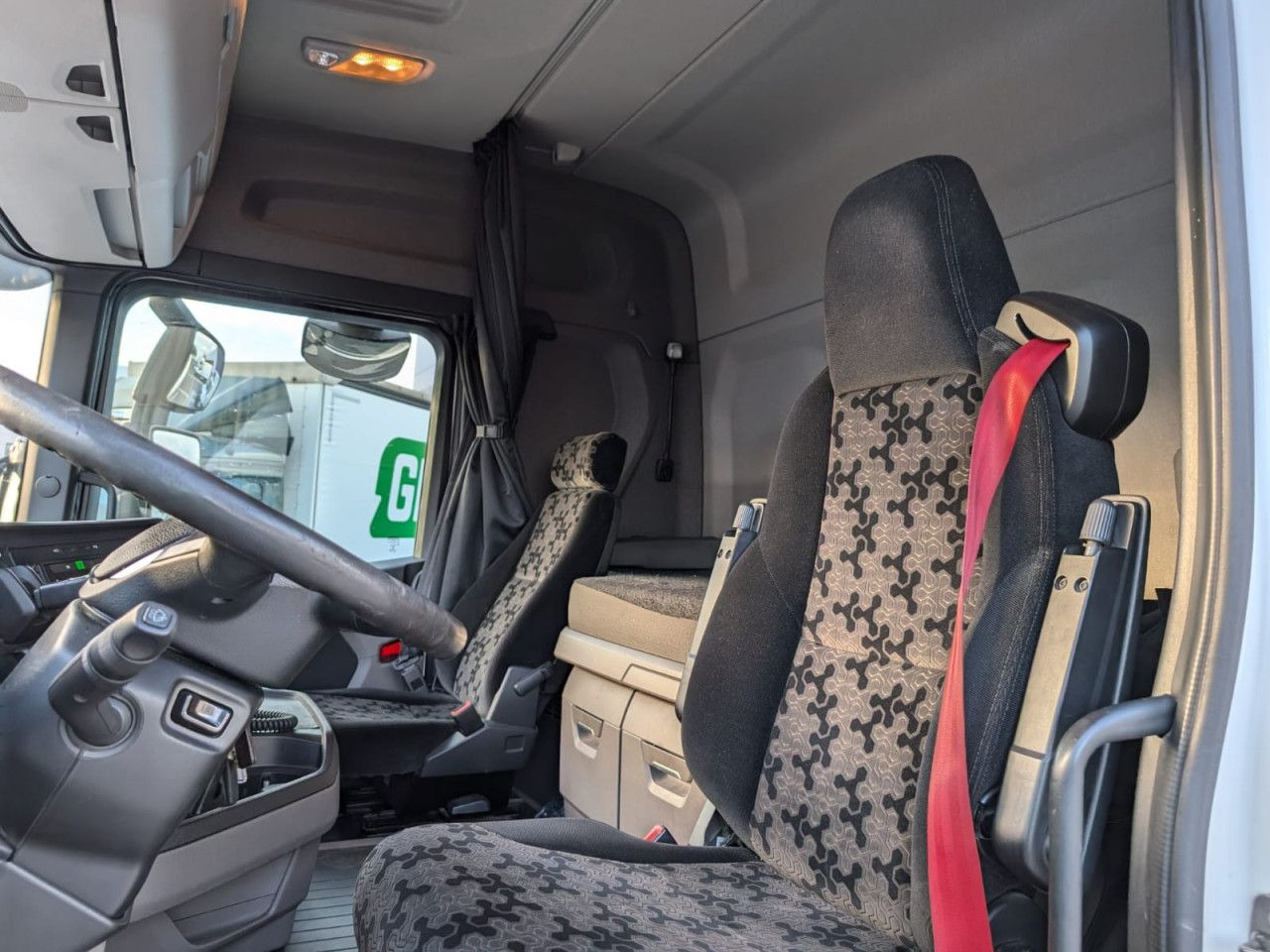 Scania R 450 - Ťahač: obrázok 5 Scania R 450 - Ťahač: obrázok 5