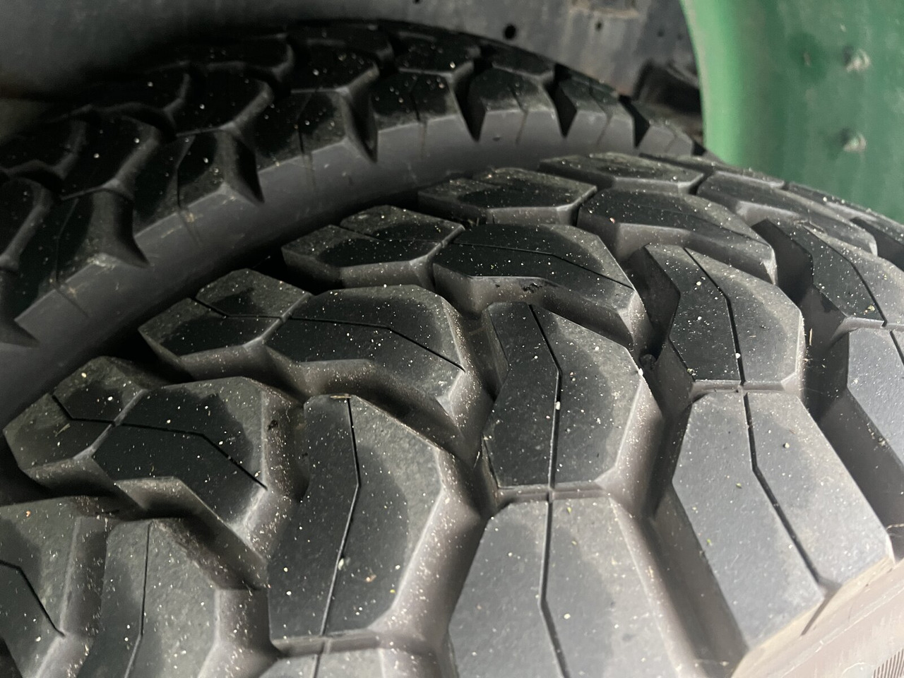 190EH30 4x4 190EH30 4x4 - Cisternové vozidlo: obrázok 2 190EH30 4x4 190EH30 4x4 - Cisternové vozidlo: obrázok 2