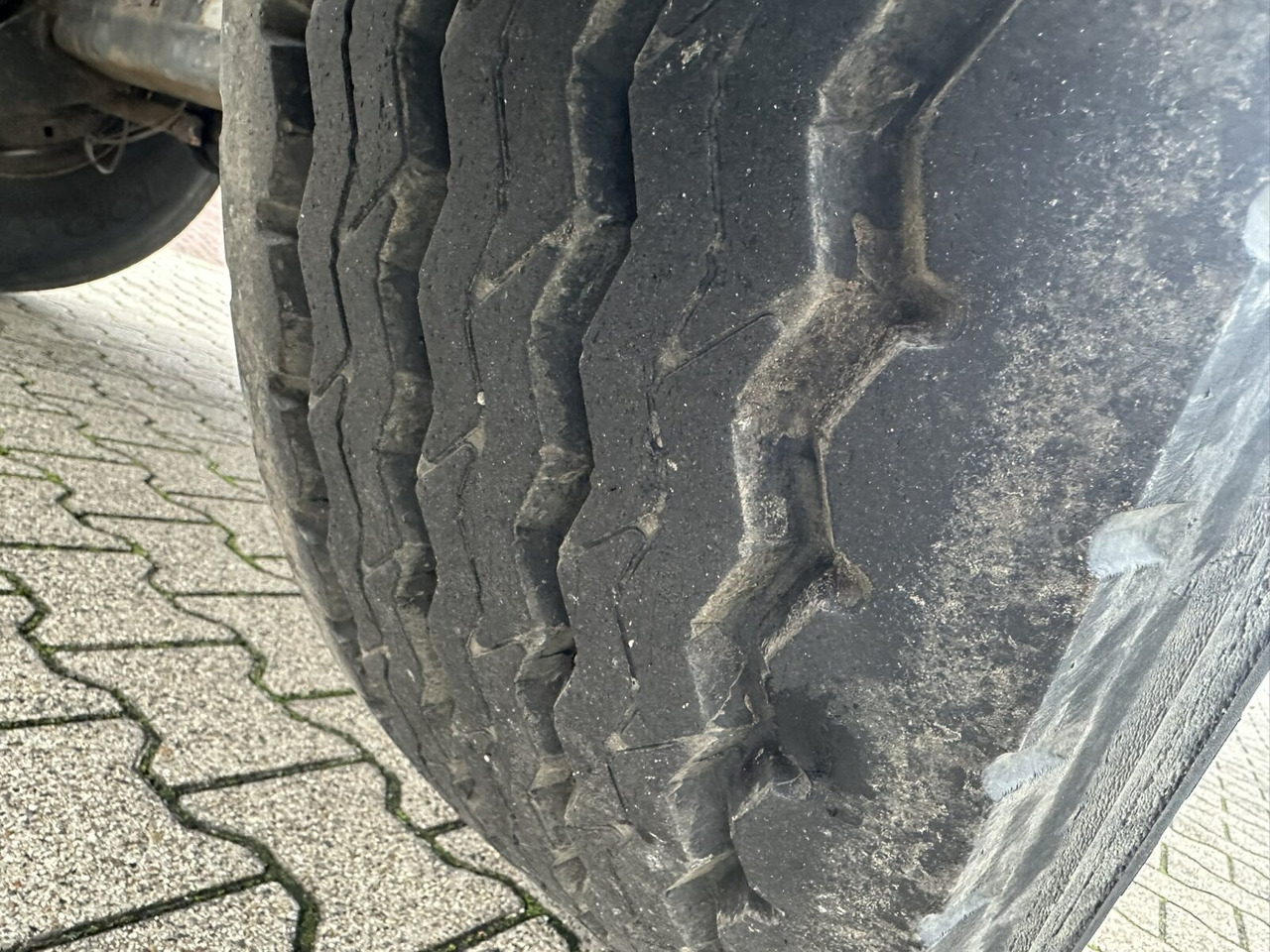 2-Achs Pritschenanhänger 2-Achs Pritschenanhänger - Plošinový/ Valníkový príves: obrázok 5 2-Achs Pritschenanhänger 2-Achs Pritschenanhänger - Plošinový/ Valníkový príves: obrázok 5