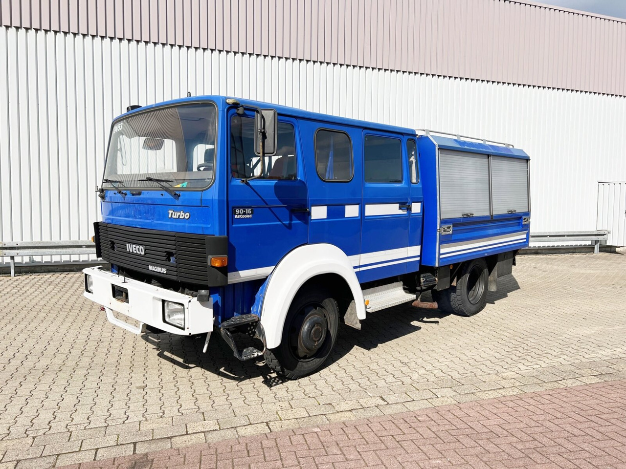 90-16 AW 4x4 Doka 90-16 AW 4x4 Doka, 20x VORHANDEN, Mannschaftswagen - Hasičské vozidlo: obrázok 1 90-16 AW 4x4 Doka 90-16 AW 4x4 Doka, 20x VORHANDEN, Mannschaftswagen - Hasičské vozidlo: obrázok 1