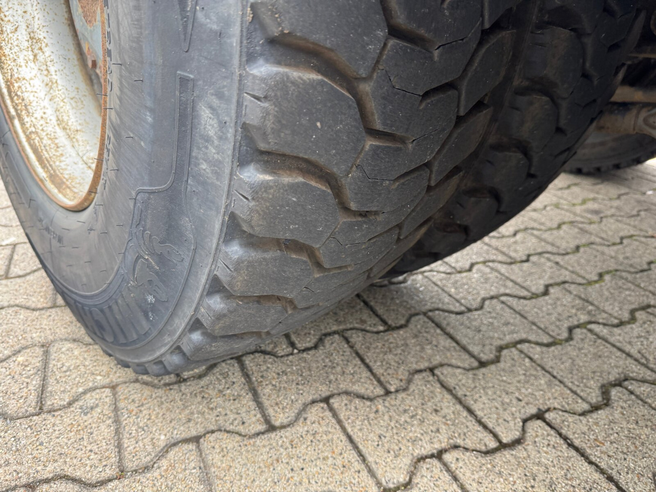 AD260T41 6x4 AD260T41 6x4, EEV - Podvozek s kabinou: obrázok 3 AD260T41 6x4 AD260T41 6x4, EEV - Podvozek s kabinou: obrázok 3