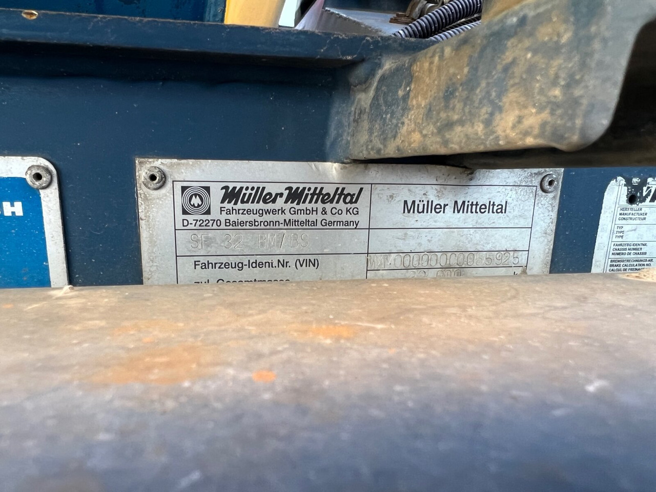 Andere MÜLLER MITTELTAL SF 32 BM/BS mit LIEBHERR Betonmischer ca. 10m³ MÜLLER MITTELTAL SF 32 BM/BS mit LIEBHERR Betonmischer ca. 10m³, Liftachse - Náves s domiešavačom: obrázok 3 Andere MÜLLER MITTELTAL SF 32 BM/BS mit LIEBHERR Betonmischer ca. 10m³ MÜLLER MITTELTAL SF 32 BM/BS mit LIEBHERR Betonmischer ca. 10m³, Liftachse - Náves s domiešavačom: obrázok 3