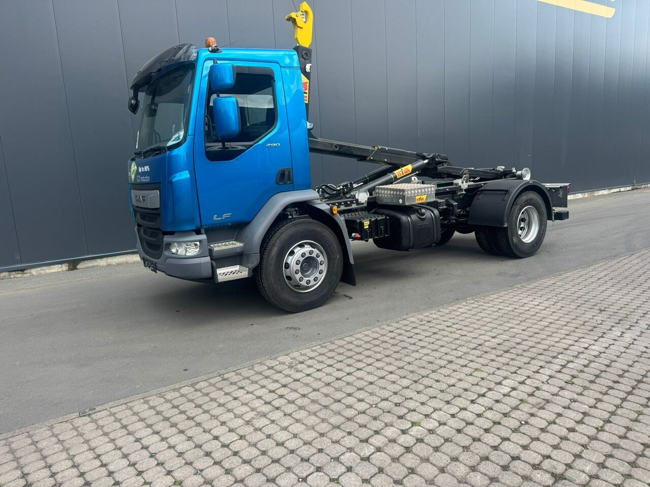 DAF LF 290 FA 4x2 LF 290 FA 4x2, Nebenantrieb, Navi - Podvozek s kabinou: obrázok 1 DAF LF 290 FA 4x2 LF 290 FA 4x2, Nebenantrieb, Navi - Podvozek s kabinou: obrázok 1