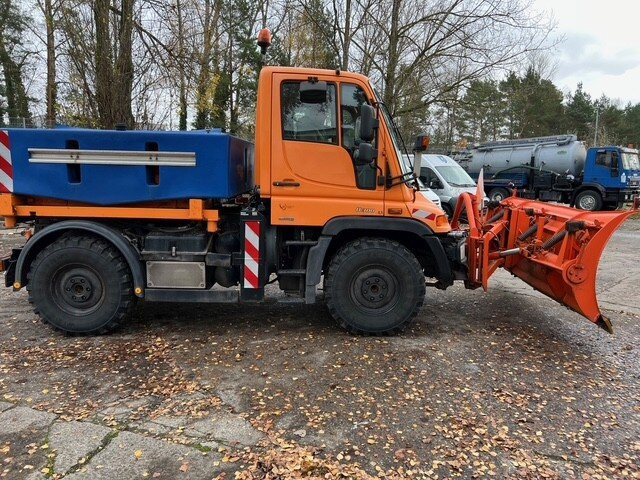 Unimog U 300 4x4 U 300 405/10 4x4, Kommunalhydraulik, WSK - Dodávka: obrázok 4 Unimog U 300 4x4 U 300 405/10 4x4, Kommunalhydraulik, WSK - Dodávka: obrázok 4