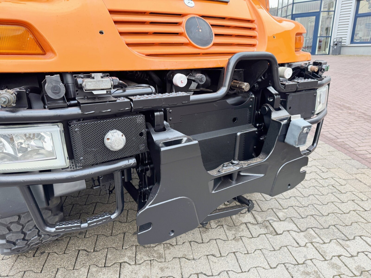 Leasing Unimog U 400 405/12 4x4 U 400 405/12 4x4, Kipper, Kommunalhydraulik, VarioPilot, Zapfwelle Unimog U 400 405/12 4x4 U 400 405/12 4x4, Kipper, Kommunalhydraulik, VarioPilot, Zapfwelle: obrázok 9 Leasing Unimog U 400 405/12 4x4 U 400 405/12 4x4, Kipper, Kommunalhydraulik, VarioPilot, Zapfwelle Unimog U 400 405/12 4x4 U 400 405/12 4x4, Kipper, Kommunalhydraulik, VarioPilot, Zapfwelle: obrázok 9