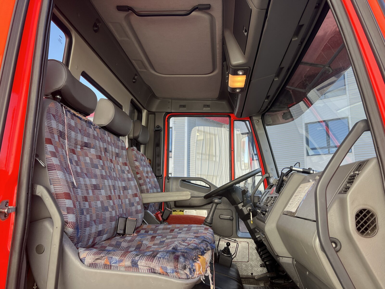 FF 95 E 18 WR 4x4 FF 95 E 18 WR 4x4, 6000l Wassertank - Cisternové vozidlo: obrázok 3 FF 95 E 18 WR 4x4 FF 95 E 18 WR 4x4, 6000l Wassertank - Cisternové vozidlo: obrázok 3