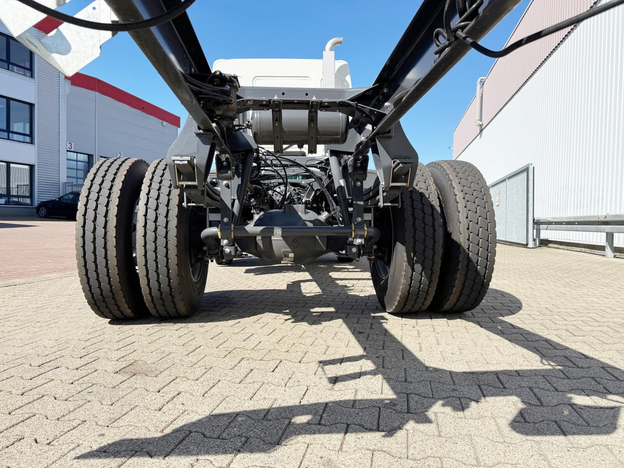 Nový Hákový nosič kontajnerov FL 280 4x4 FL 280 4x4: obrázok 11