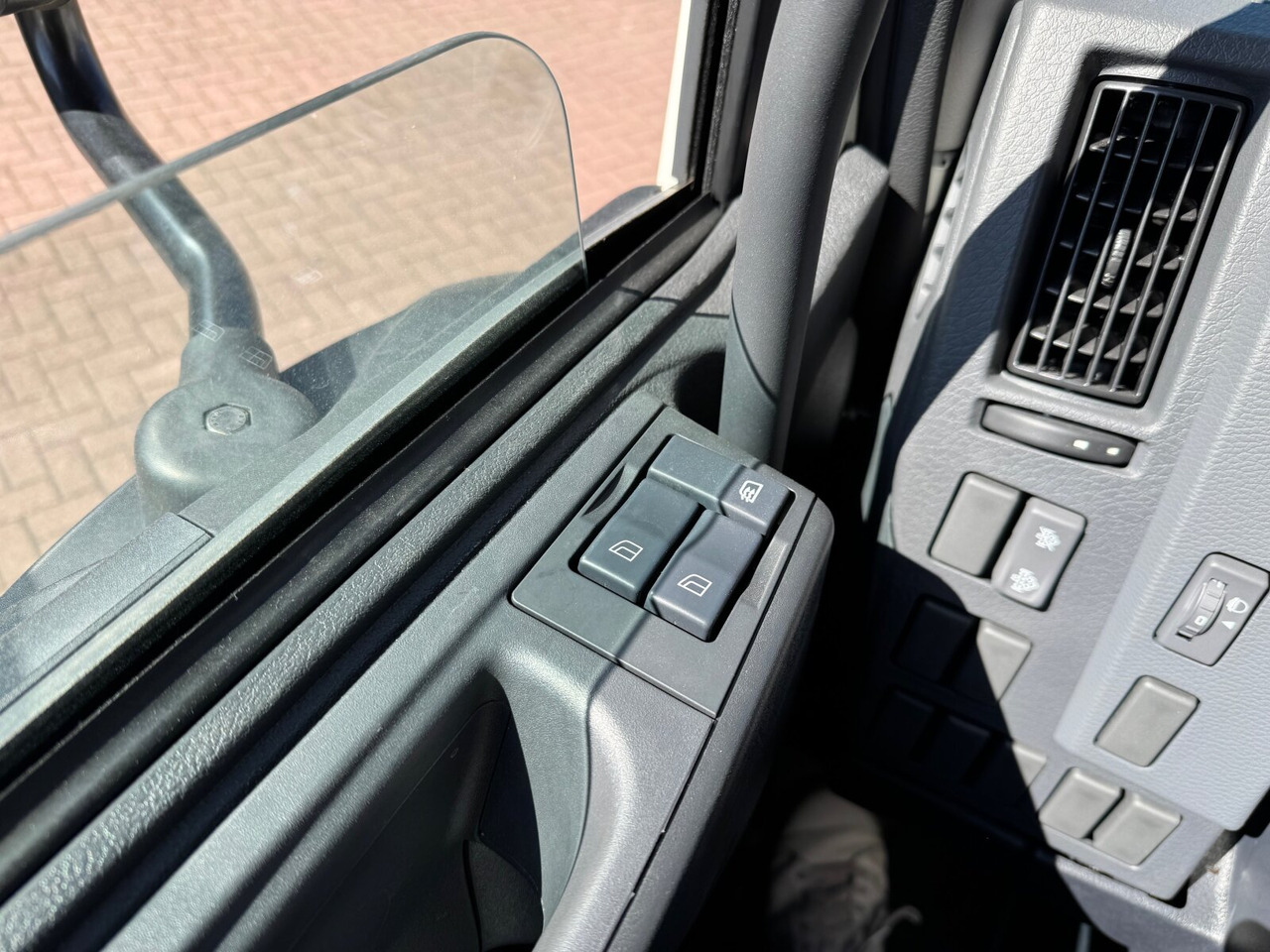Nový Hákový nosič kontajnerov FL 280 4x4 FL 280 4x4: obrázok 6