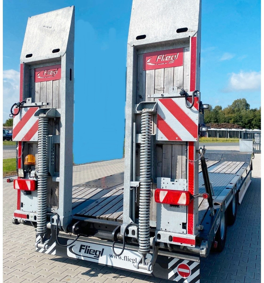 Fliegl DTS-S 300 DTS-S 300, verbreiterbar auf 3,05m - Príves podvalník: obrázok 2 Fliegl DTS-S 300 DTS-S 300, verbreiterbar auf 3,05m - Príves podvalník: obrázok 2