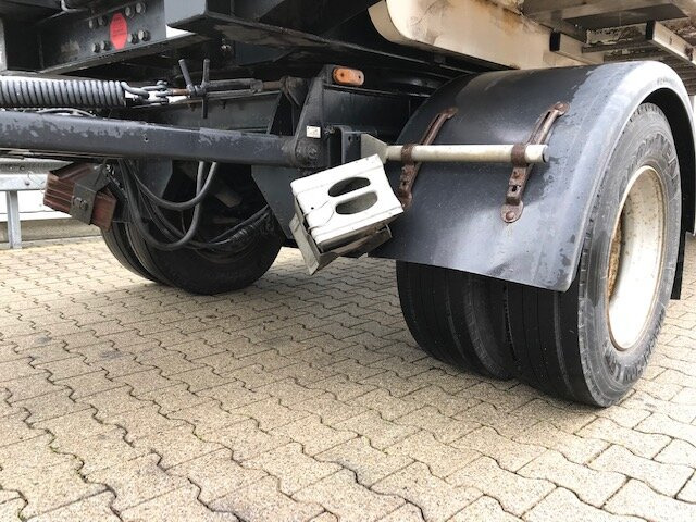 HDK 1860 HDK 1860 Hinterkippmulde ca. 28m³ mit Seperatmotor, eigene Hydraulik - Príves sklápěcí: obrázok 4 HDK 1860 HDK 1860 Hinterkippmulde ca. 28m³ mit Seperatmotor, eigene Hydraulik - Príves sklápěcí: obrázok 4