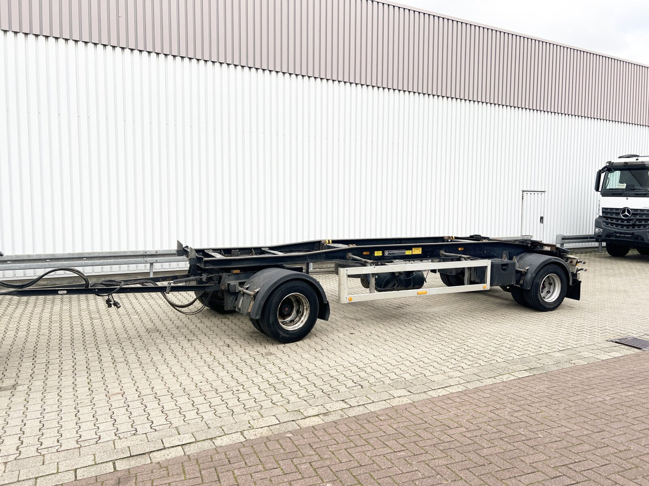HSA 18.70 HSA 18.70 Schlittenabroller - Hákový/ Ramenový nosič přívěs: obrázok 1 HSA 18.70 HSA 18.70 Schlittenabroller - Hákový/ Ramenový nosič přívěs: obrázok 1