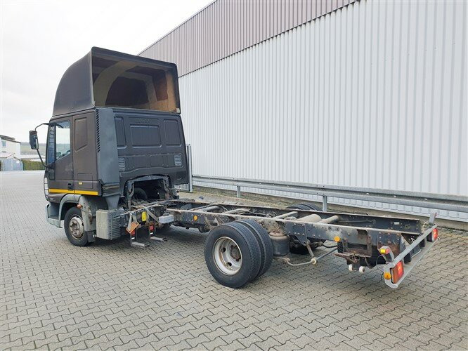 Iveco EuroCargo 75 E 17/4x2 EuroCargo 75 E 17/4x2, 6x VORHANDEN! - Podvozek s kabinou: obrázok 4 Iveco EuroCargo 75 E 17/4x2 EuroCargo 75 E 17/4x2, 6x VORHANDEN! - Podvozek s kabinou: obrázok 4