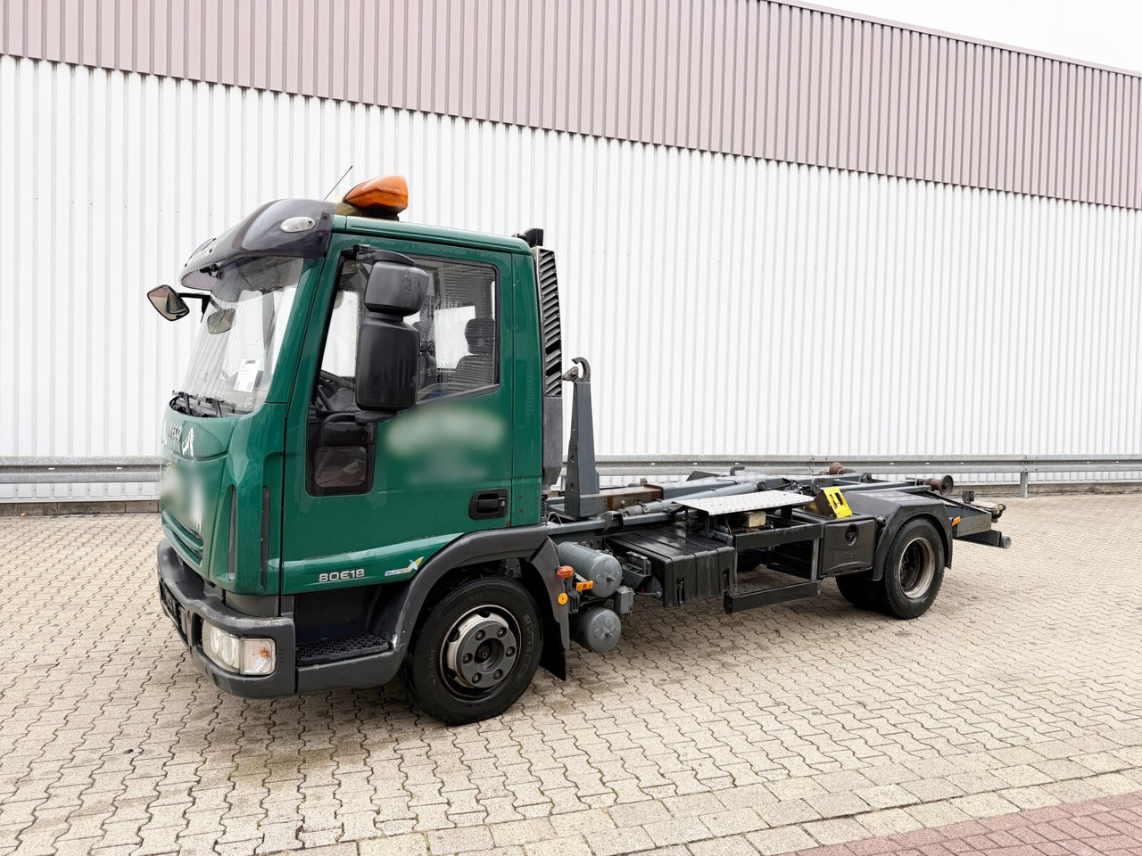 Iveco ML80E18/P 4x2 ML80E18/P 4x2, City-Abroller - Hákový nosič kontajnerov: obrázok 1 Iveco ML80E18/P 4x2 ML80E18/P 4x2, City-Abroller - Hákový nosič kontajnerov: obrázok 1