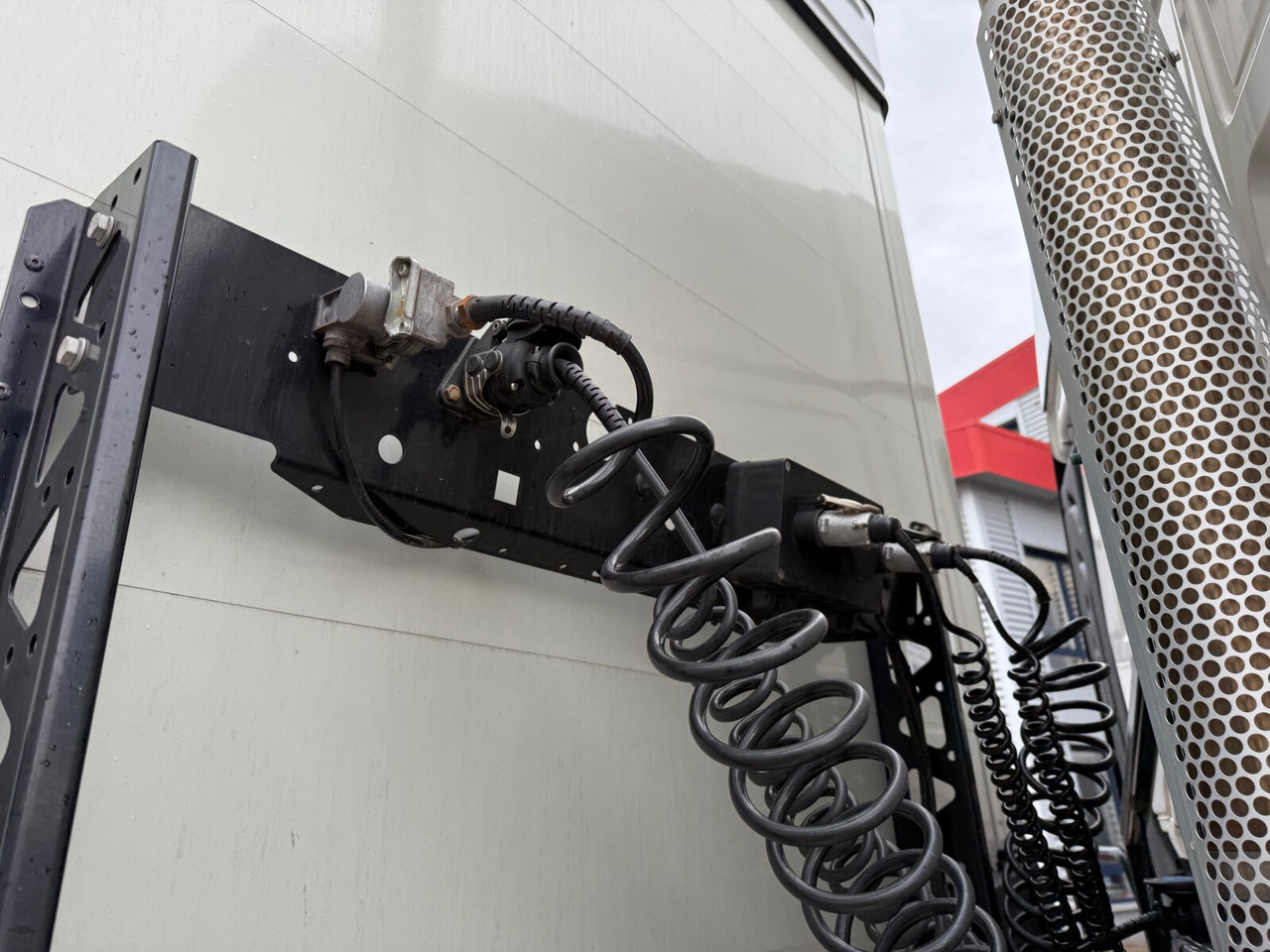 Kögel SN 24-1 SN 24-1, Liftachse, Edscha - Plošinový/ Valníkový náves: obrázok 5 Kögel SN 24-1 SN 24-1, Liftachse, Edscha - Plošinový/ Valníkový náves: obrázok 5