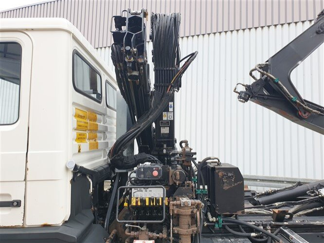 MAN 14.152 F 4x2 BB 14.152 F 4x2 BB mit Kran Hiab 060-2 - Hákový nosič kontajnerov, Auto s hydraulickou rukou: obrázok 4 MAN 14.152 F 4x2 BB 14.152 F 4x2 BB mit Kran Hiab 060-2 - Hákový nosič kontajnerov, Auto s hydraulickou rukou: obrázok 4