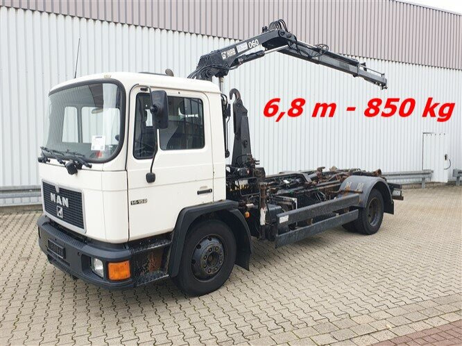 MAN 14.152 F 4x2 BB 14.152 F 4x2 BB mit Kran Hiab 060-2 - Hákový nosič kontajnerov, Auto s hydraulickou rukou: obrázok 1 MAN 14.152 F 4x2 BB 14.152 F 4x2 BB mit Kran Hiab 060-2 - Hákový nosič kontajnerov, Auto s hydraulickou rukou: obrázok 1