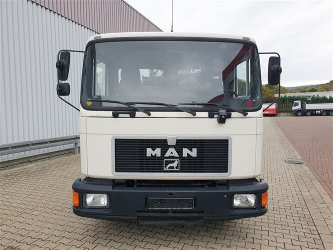 MAN 14.152 F 4x2 BB 14.152 F 4x2 BB mit Kran Hiab 060-2 - Hákový nosič kontajnerov, Auto s hydraulickou rukou: obrázok 3 MAN 14.152 F 4x2 BB 14.152 F 4x2 BB mit Kran Hiab 060-2 - Hákový nosič kontajnerov, Auto s hydraulickou rukou: obrázok 3