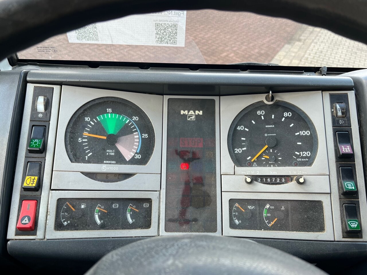 MAN 14.225 LAK 4x4 BB Doka 14.225 LAK 4x4 BB Doka, Winterdienstausstattung - Sklápač: obrázok 2 MAN 14.225 LAK 4x4 BB Doka 14.225 LAK 4x4 BB Doka, Winterdienstausstattung - Sklápač: obrázok 2