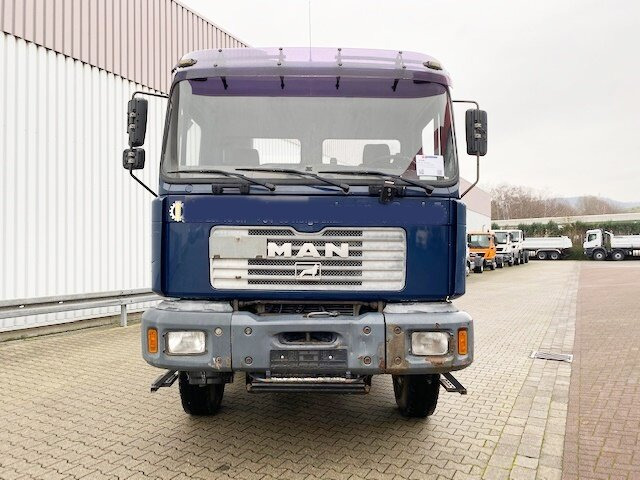 MAN T40 26.364/414 6x4, 6-Zylinder T40 26.364/414 6x4, 6-Zylinder - Podvozek s kabinou: obrázok 4 MAN T40 26.364/414 6x4, 6-Zylinder T40 26.364/414 6x4, 6-Zylinder - Podvozek s kabinou: obrázok 4